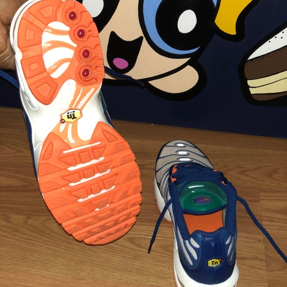 Nike Air Max Plus TN “Neptune Green” Size 6Y. (Fits like a 5.5Y) Pre-Owned. - Picture 5 of 5